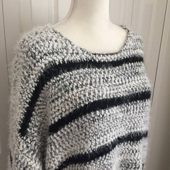 Calvin Klein | Fuzzy Striped Eyelash Sweater - Picture 2 of 6